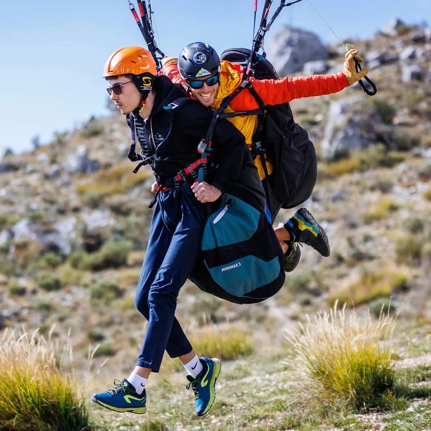 Baptême parapente biplace en PACA, moniteur diplômé d'État Ailéments