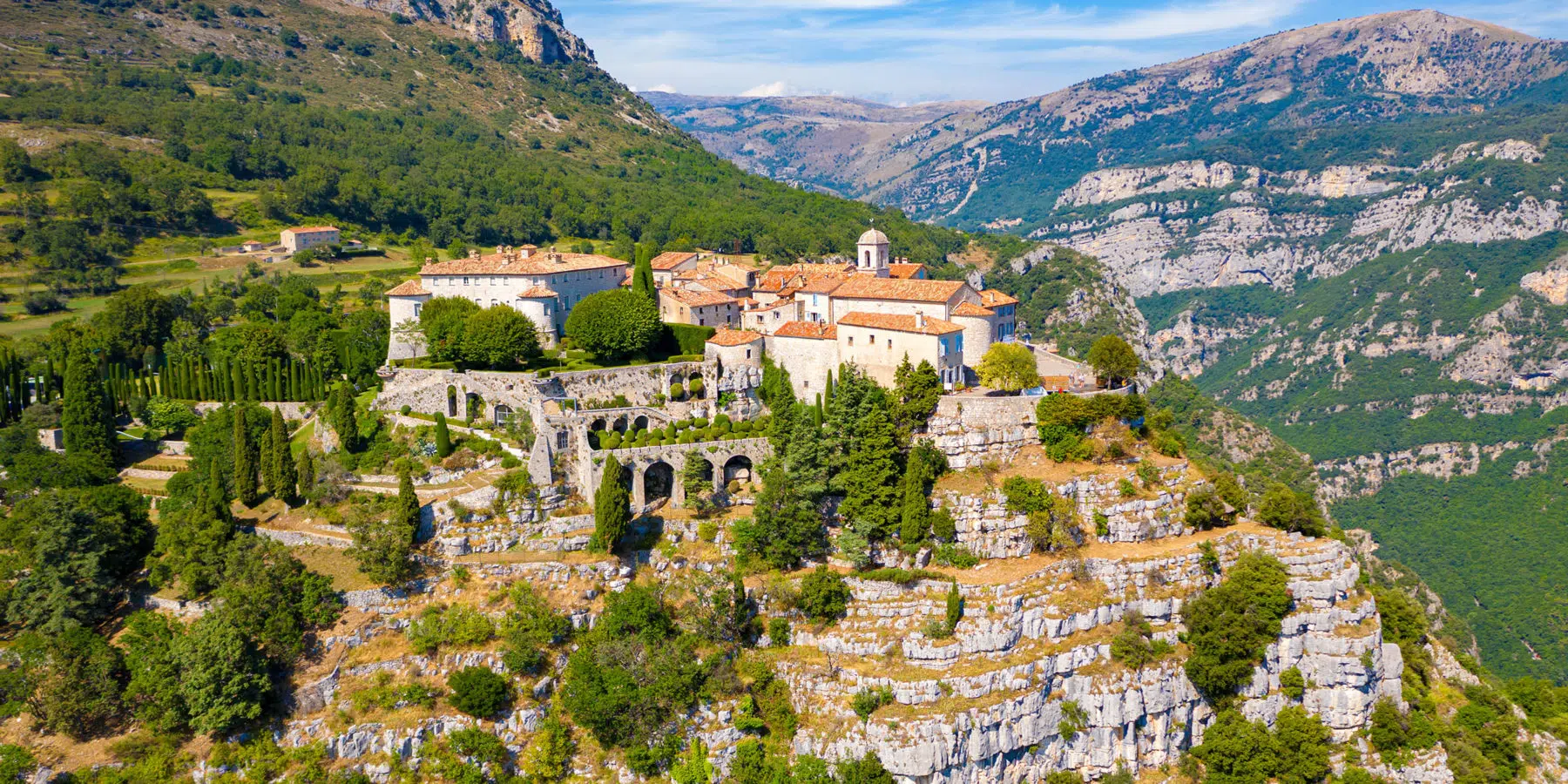 Village de Gourdon perché 760m nid d'aigle Côte d'Azur Préalpes d'Azur