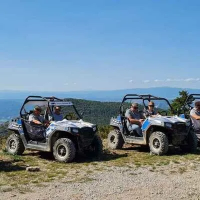 Sortie en buggy tout-terrain avec un partenaire d'Ailéments, panorama sur les Préalpes d'Azur