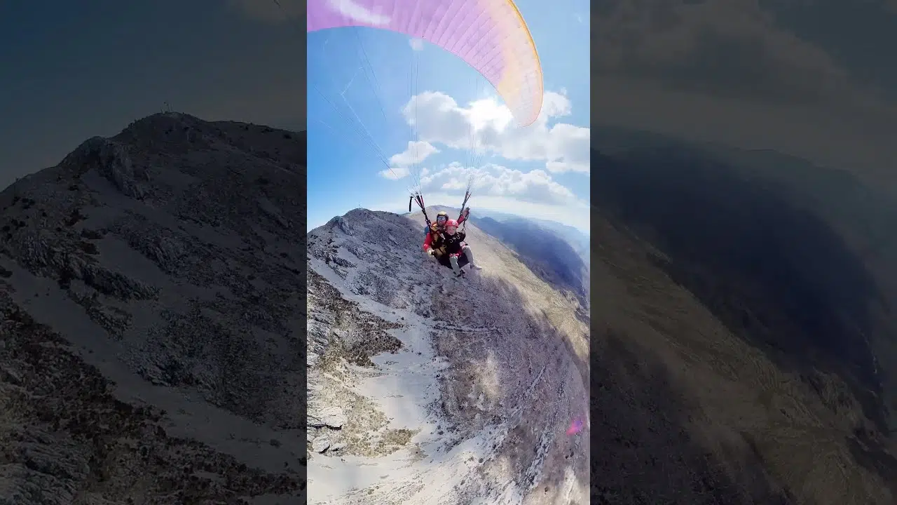 Vol enfant en parapente biplace à Gréolières moniteur DEJEPS Ailéments