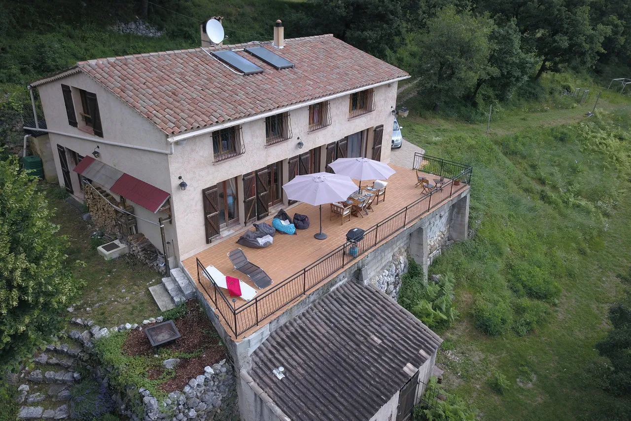 La Maison du Loup, gîte de caractère dans les Gorges du Loup, partenaire d'Ailéments